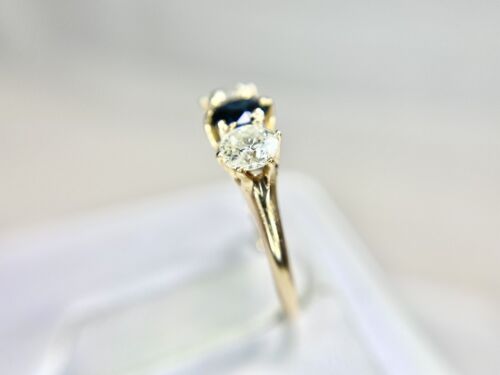 Vintage 14k Yellow Gold Natural Round Blue Sapphire Diamond Three Stone Ring