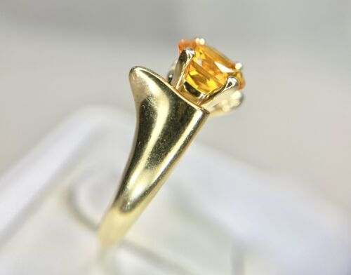 Vintage 14k Yellow Gold Natural Oval Shape Mexican Fire Opal Solitaire Ring