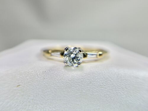 Vintage 14k Yellow Gold Natural Round Baguette Cut Diamond Engagement Ring