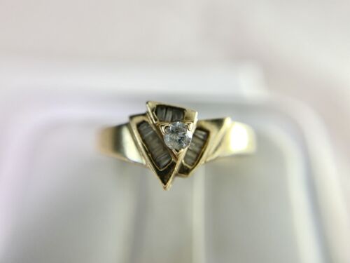 Vintage 10k Yellow Gold Natural Round Baguette Cut Diamond Retro Cocktail Ring