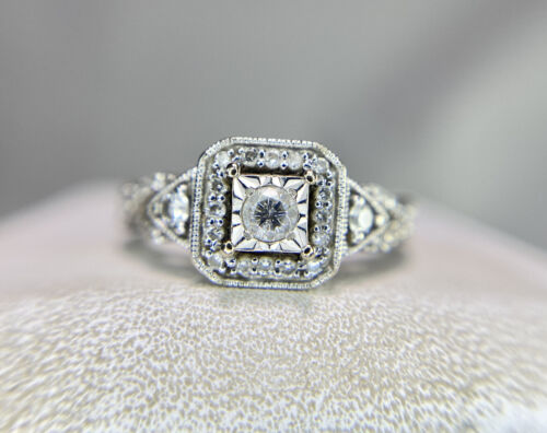 10k White Gold Designer Natural Round Brilliant Diamond Halo Engagement Ring 