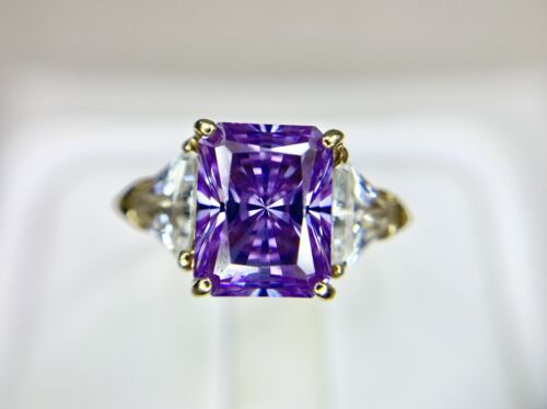 14k Yellow Gold Radiant Cut Trillion Fancy Vivid Pink Purple CZ Cocktail Ring