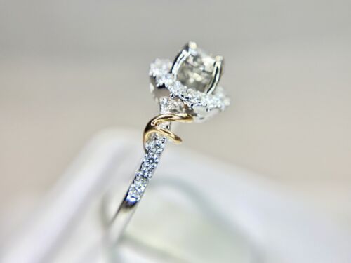 18k White Gold Designer Natural Round Brilliant Diamond Halo Engagement Ring