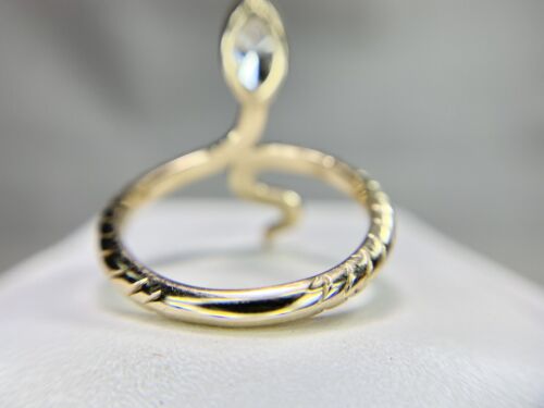 Vintage 14k Yellow Gold Marquise Shape GIA Certified Diamond Snake Ring