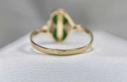 Vintage 14k Rose Gold Round Green Chalcedony Small Bezel Filigree Cocktail Ring