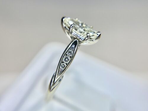 14k White Gold Designer Natural Marquise Cut Round Diamond Engagement Ring