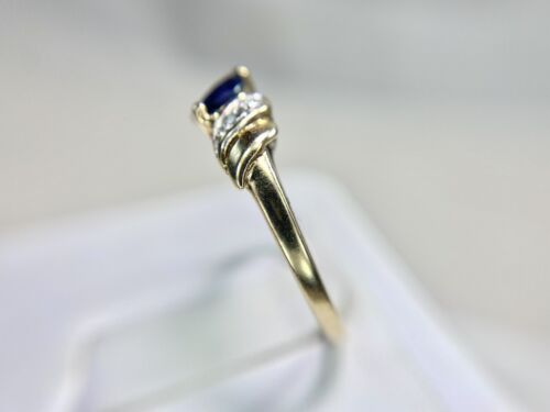 Vintage 10k Yellow Gold Signed Natural Marquise Blue Sapphire Round Diamond Ring