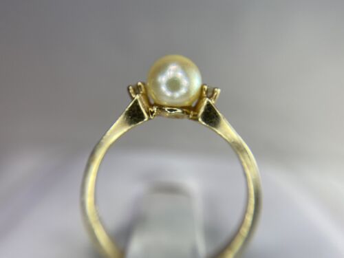 Vintage 10k Yellow Gold Round Cultured White Pearl Round Diamond Classic Ring