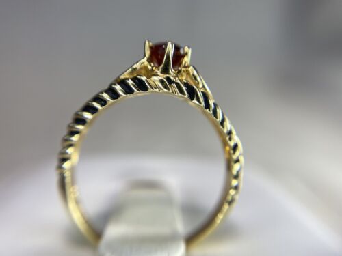 Vintage 14k Yellow Gold Oval Natural Rhodolite Garnet Solitaire Ring