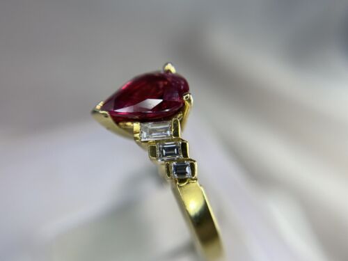 18k Yellow Gold Natural Pear Shape Red Rhodolite Garnet Baguette Diamond Ring 