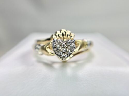 Vintage 10k Yellow Gold Natural Round Diamond Irish Claddagh Ring