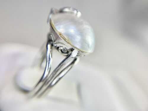 Vintage Art Deco 14k White Gold White Mabe Pearl Round Diamond Cocktail Ring