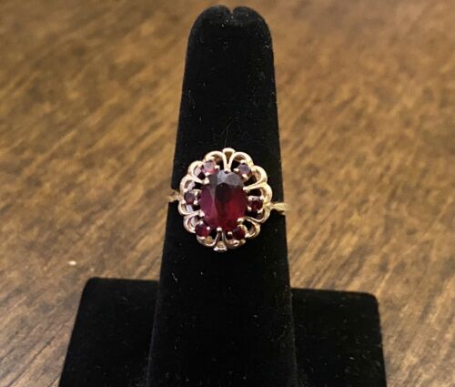 Vintage Antique 10k Yellow Gold Oval Round Rhodolite Garnet Cocktail Ring