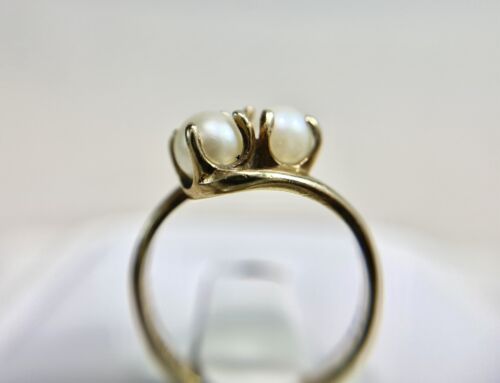 Vintage Signed Designer 10k Yellow Gold Round White Cultured Double Pearl Ring