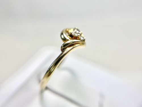 Vintage 10k Yellow Gold Natural Round Diamond Heart Shape Small Bypass Ring