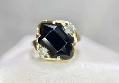 Vintage Victorian Era 10k Yellow Gold Custom Cut Black Onyx Cocktail Ring