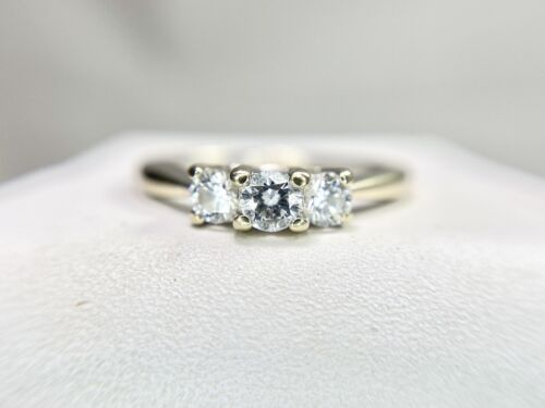 18k White Gold Natural Round Brilliant Diamond Three Stone Engagement Ring