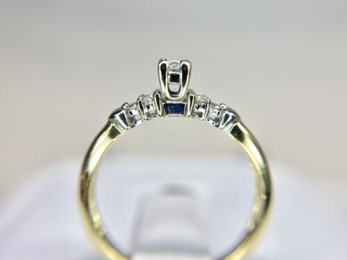 Vintage 14k Yellow Gold Natural Princess Cut Round Diamond Small Engagement Ring