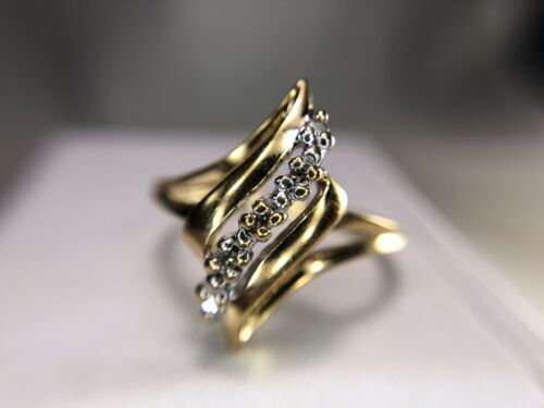 Estate Vintage 10k Yellow Gold Natural Round Brilliant Diamond Cocktail Ring 