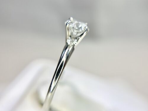 Vintage 14k White Gold Natural Round Brilliant Diamond Solitaire Engagement Ring