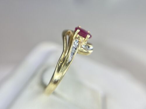 Vintage 10k Yellow Gold Natural Oval Shape Ruby Round Diamond Cocktail Ring