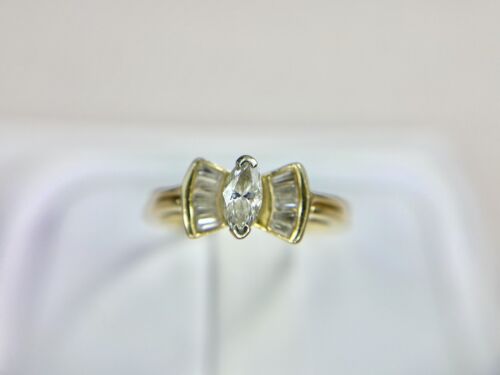 Vintage 18k Yellow Gold Natural Marquise Baguette Diamond Small Engagement Ring