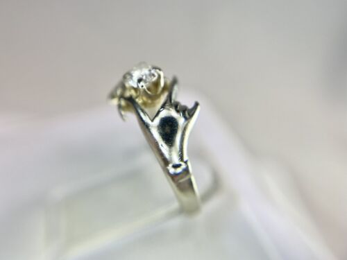 Vintage 14k White Gold Designer Natural Round Diamond Infinity Hand Ring 1/5 ct