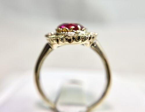 Vintage 10k Yellow Gold Round Red Ruby Flower Designer Solitaire Ring