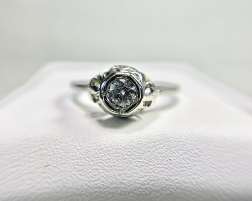 Vintage Art Deco 18k White Gold Natural Round Diamond Filigree Engagement Ring