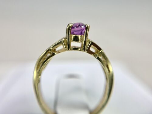 Vintage Designer 14k Yellow Gold Oval Shape Purple Amethyst Solitaire Ring