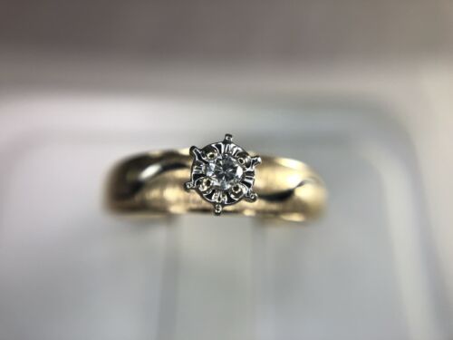 Estate 10k Yellow Gold Natural Round Brilliant Diamond Engagement Ring