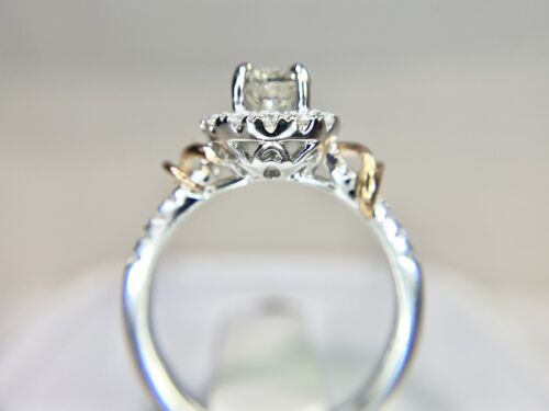 18k White Gold Designer Natural Round Brilliant Diamond Halo Engagement Ring