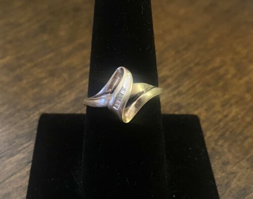 Vintage 10k Yellow Gold Natural Baguette Cut Diamond Bypass Cocktail Ring 