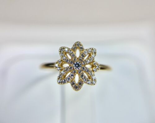 14k Yellow Gold Designer Natural Round Diamond Flower Shape Small Cocktail Ring