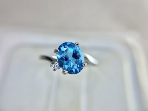 Vintage 14k White Gold Oval London Blue Natural Topaz Round Diamond Ring