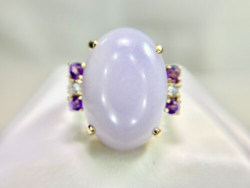 Vintage 14k Yellow Gold Oval Lavender Jade Round Diamond Big Cocktail Ring