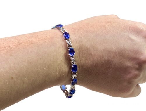 10k White Gold Lab Grown Blue Sapphire Oval Shape Infinity Bracelet