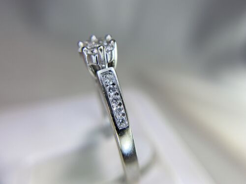 10k White Gold Natural Round Brilliant Diamond Cluster Engagement Ring 1/2 ct