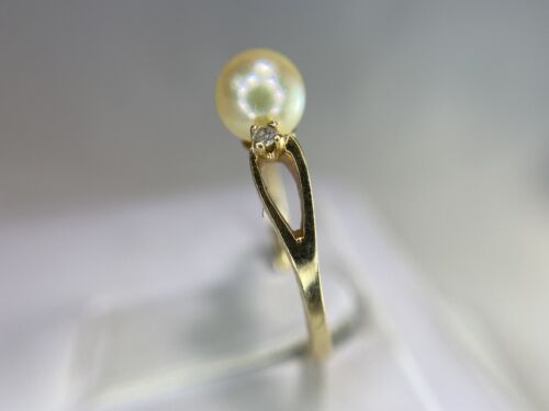 Vintage 10k Yellow Gold Round Cultured White Pearl Round Diamond Classic Ring