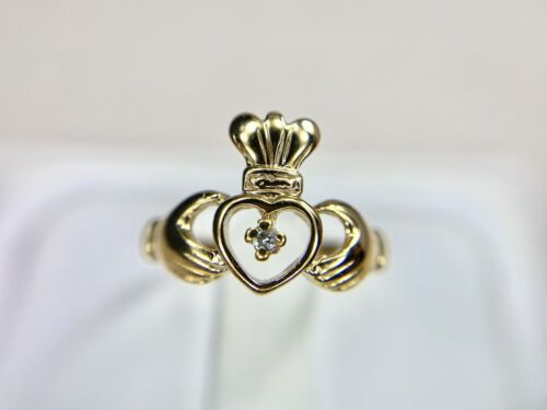 Vintage 10k Yellow Gold Natural Round Diamond Irish Claddagh Heart Ring