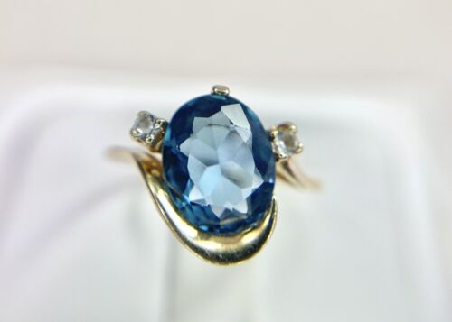 Vintage 10k Yellow Gold Designer Oval Shape Dark Blue Topaz Ring