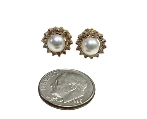 Vintage 14k Yellow Gold White Round Pearl Halo Natural Diamond Stud Earrings