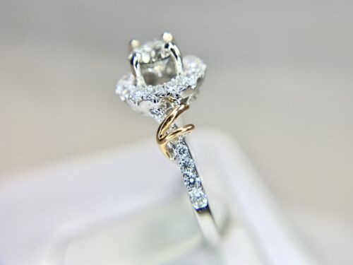 18k White Gold Designer Natural Round Brilliant Diamond Halo Engagement Ring