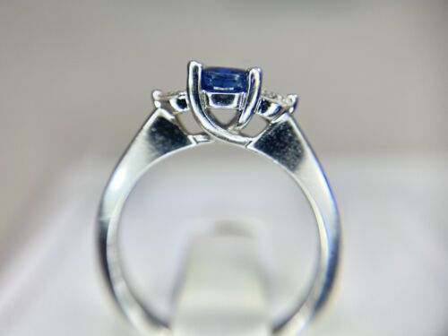 Vintage 14k White Gold Natural Round Blue Sapphire Diamond Three Stone Ring