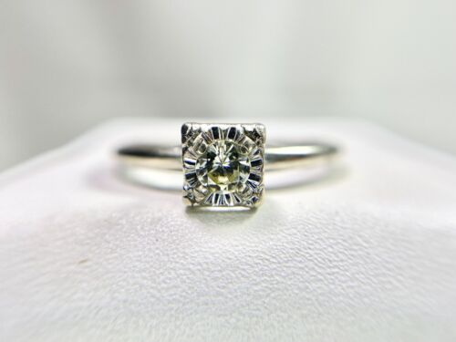 Vintage 14k White Gold Natural Round Brilliant Diamond Small Engagement Ring