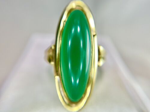 Vintage 10k Yellow Gold Natural Green Chalcedony Marquise Shape Cocktail Ring