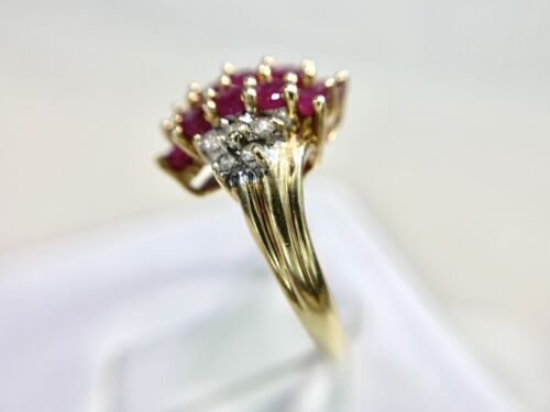 Vintage 10k Yellow Gold Natural Red Ruby Natural Round Diamond Cocktail Ring