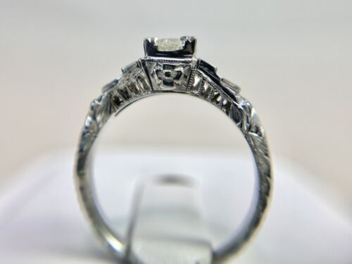 Vintage Art Deco 18k White Gold Natural Round Diamond Engraved Engagement Ring