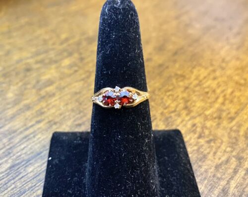 Vintage Victorian 10k Yellow Gold Rhodolite Red Garnet Round Diamond Ring