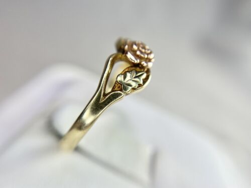 Vintage 10k Yellow Rose Gold Hand Crafted Small Flower Ring